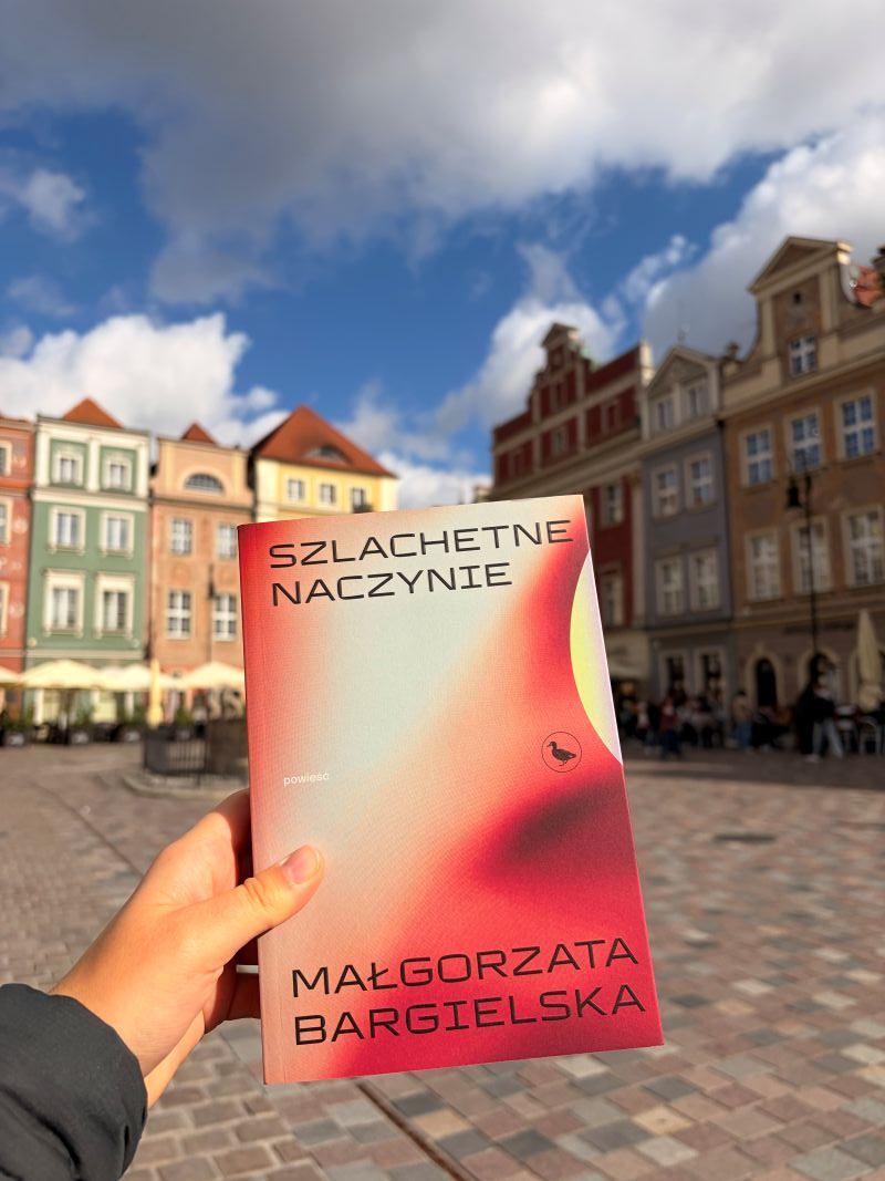 Książka pt. "Szlachetne naczynie" wygrana w konkursie wiedzy Książka pt. "Szlachetne naczynie" wygrana w konkursie wiedzy
